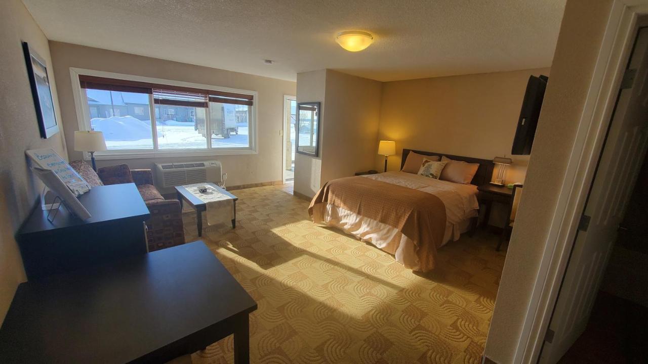 Shoreside Inn & Suites Wabamun エクステリア 写真