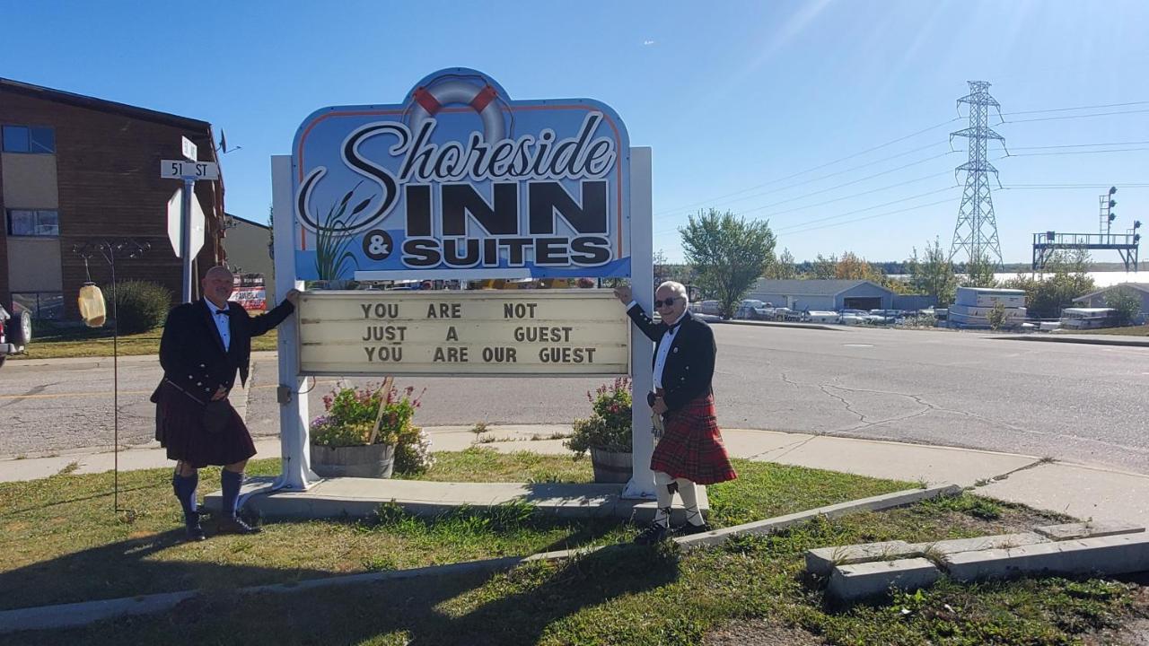 Shoreside Inn & Suites Wabamun エクステリア 写真